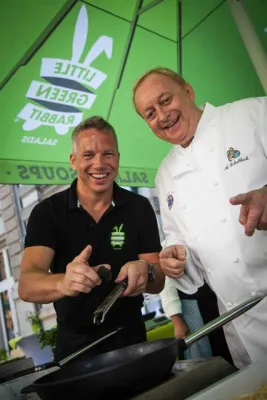 Bild: Star-Koch Alfons Schuhbeck zu Gast bei LITTLE GREEN RABBIT