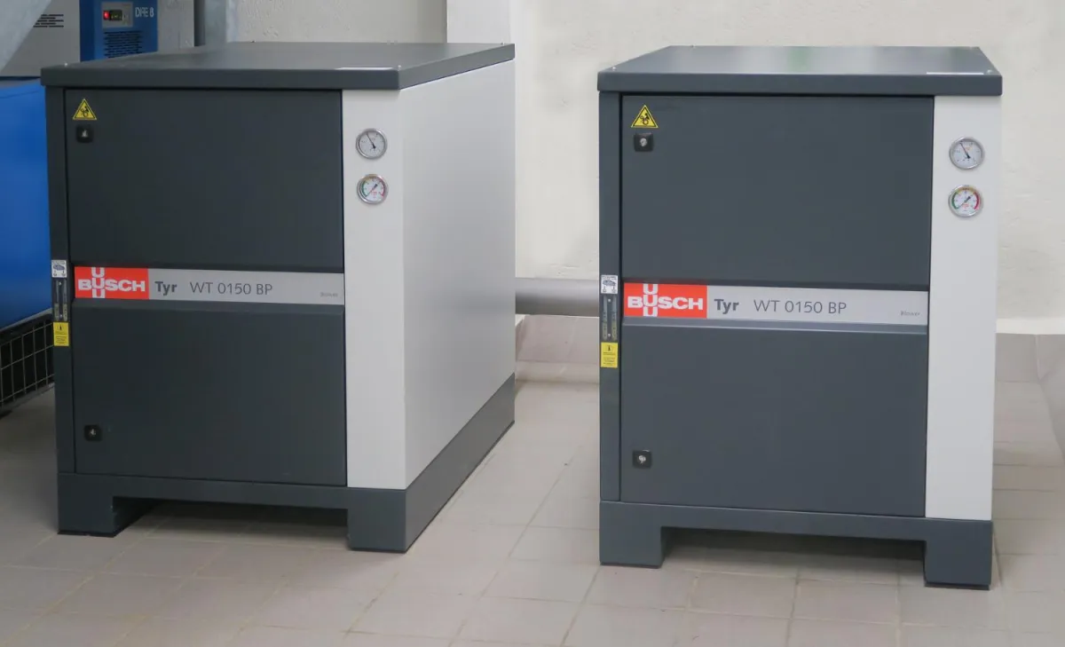 Zwei der insgesamt vier TYR Drehkolbengebläse