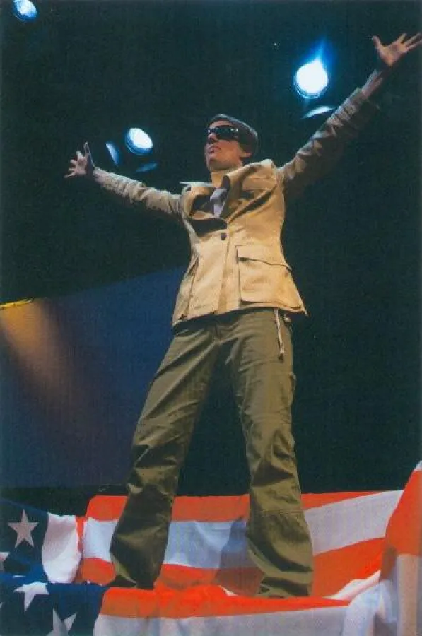 Maria Fliri als Lynndie England in COVERGIRL