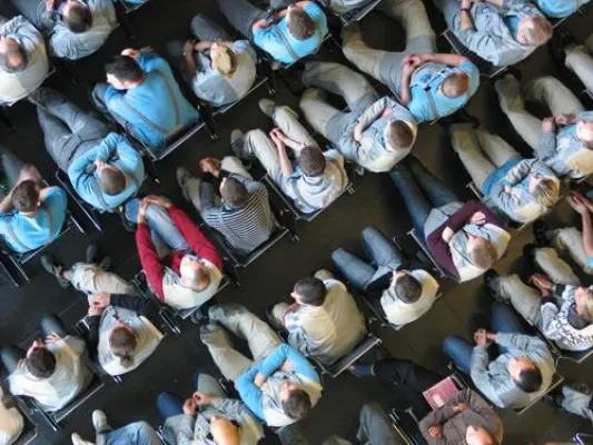 Bild: Leipziger BMW-Betriebsversammlung von regionalem Unternehmen betreut