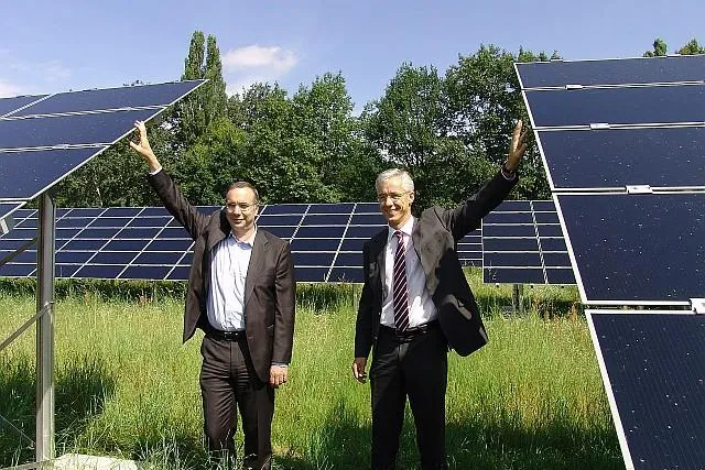 Berlins größte Solaranlage eingeweiht Bild: Berlins größte Solaranlage eingeweiht