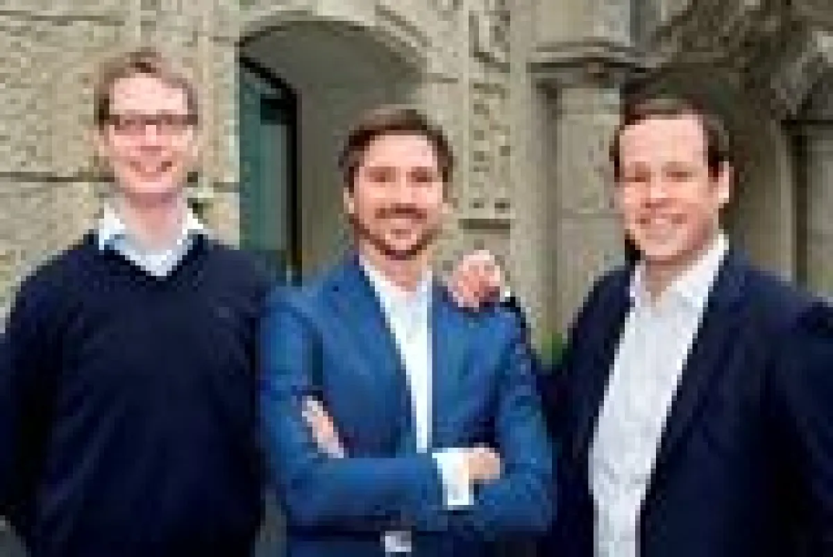 V.l.n.r.: Die Friendsurance-Gründer Janis Meyer-Plath, Sebastian Herfurth und Tim Kunde