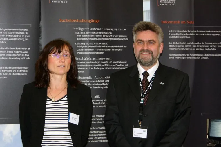 Erfolgreiche Vorstellung der Hochschule Harz und ihrer Partner in Brüssel - Präsentation in der Vertretung des Landes Sachsen-Anhalt bei der Europäischen Union Bild: Erfolgreiche Vorstellung der Hochschule Harz und ihrer Partner in Brüssel - Präsentation in der Vertretung des Landes Sachsen-Anhalt bei der Europäischen Union