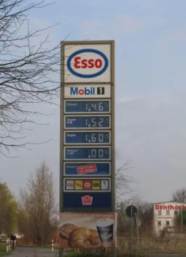 Bild: Brennstoffspiegel: Esso-Tankstellen offenbar vor Verkauf