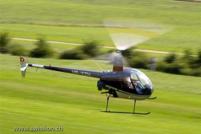 Bild: Mit Helikopterflug.ch den Helikopter selber fliegen
