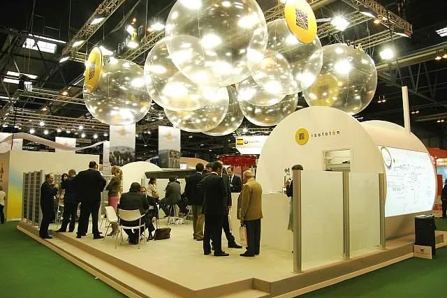 Isofotón stellt neues Solarmodul auf der Genera 2010 vor Bild: Isofotón stellt neues Solarmodul auf der Genera 2010 vor