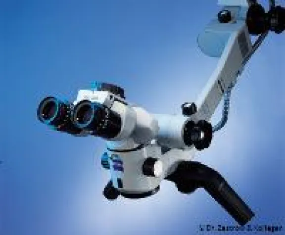 Bild: Dr. Zastrow & Kollegen: 'Schreckgespenst' rettet Zähne