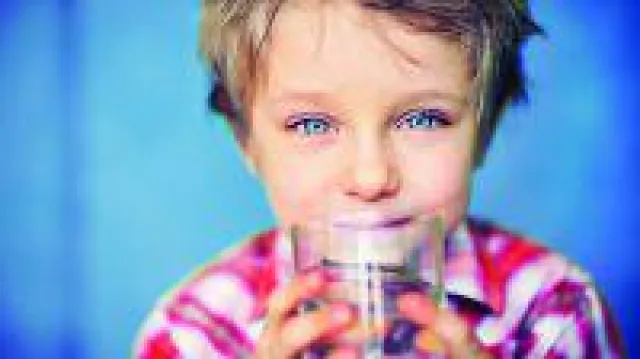 Bild: Inspirierende Party im ANNA Cafe: Kinderprojekt aus der Taufe gehoben