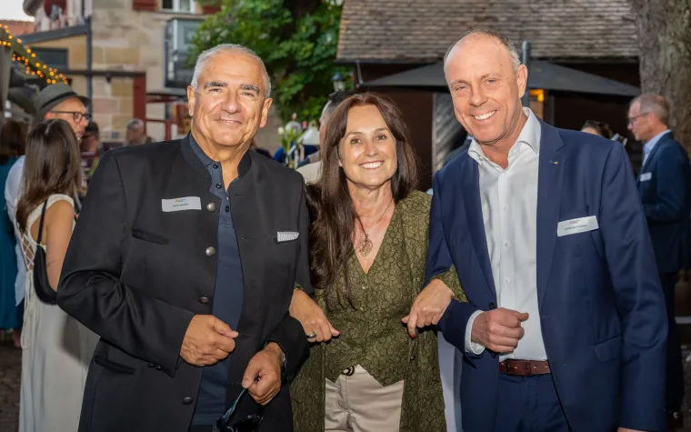 Unternehmer ORANGE verbindet: Ein Sommerfest mit Strahlkraft. Bild: Unternehmer ORANGE verbindet: Ein Sommerfest mit Strahlkraft.