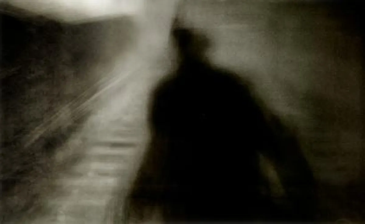 © Manuel Heyer, FLIEHEND, 2010, Giclée Print auf Bütten, 44,5 x 72,5 cm