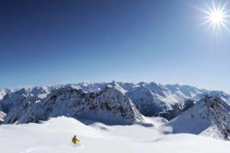 Bild: Skifahren im Mai