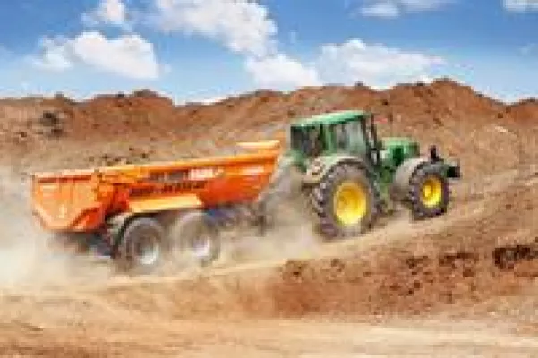 Bild: HKL BAUMASCHINEN ist Exklusiv-Partner von Kramer & präsentiert auf der Agritechnica 2009 neue Kramer-Radlader