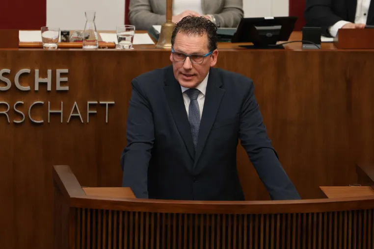 Bild: BD-Fraktion: Bremer Salafistengruppe „Nūr al ‚Ilm“ verbieten