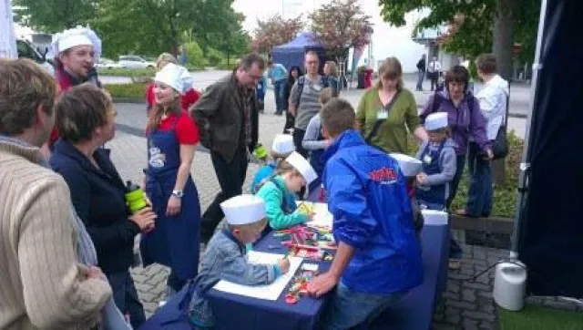 Bild: porta-Kinderkochclub und Familienfest bei porta in Wiedemar am Samstag, 19. Mai lockten zahlreiche Besucher an