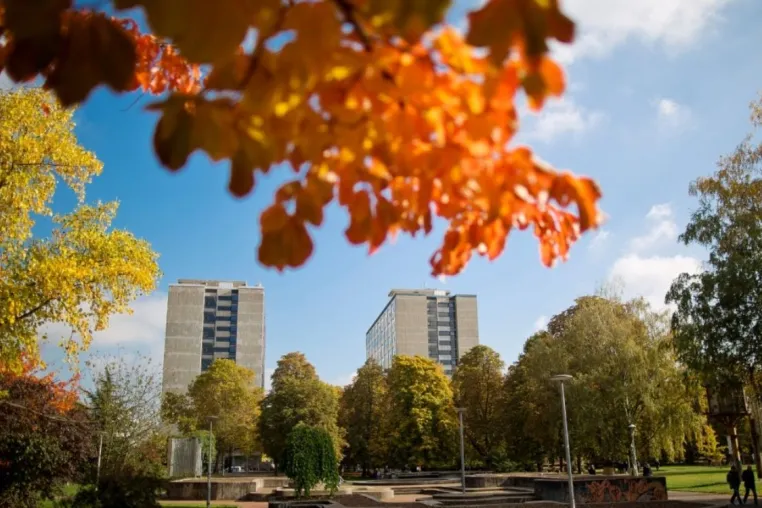 Bild: Digitalisierung und Prozessautomatisierung bei der Universität Stuttgart