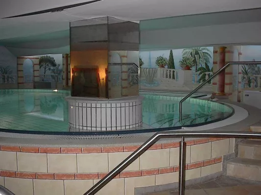 Schwimmschule Wassermäuse zieht um - Viel Platz und endlich auch vormittags planschen Bild: Schwimmschule Wassermäuse zieht um - Viel Platz und endlich auch vormittags planschen