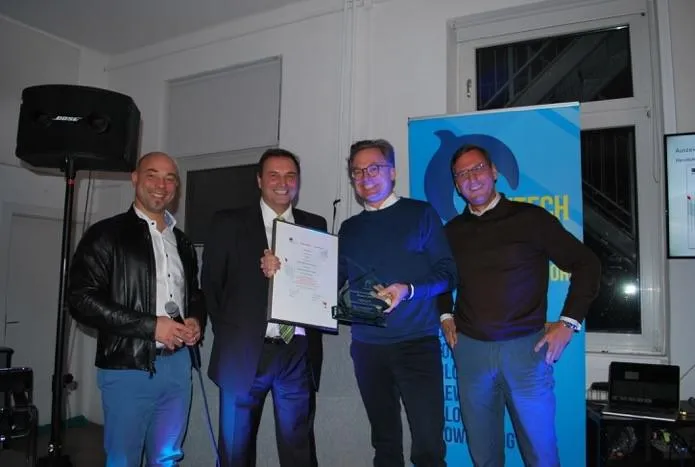 Bild: NDGIT und Hypothekarbank Lenzburg werden mit EURO FINANCE TECH Award 2017 ausgezeichnet.