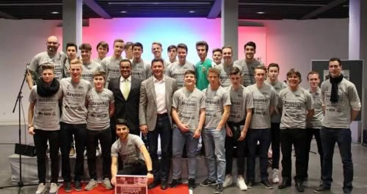 Luan Krasniqi und Martin Rietsch alias ?2schneidig? engagieren sich gegen Rassismus