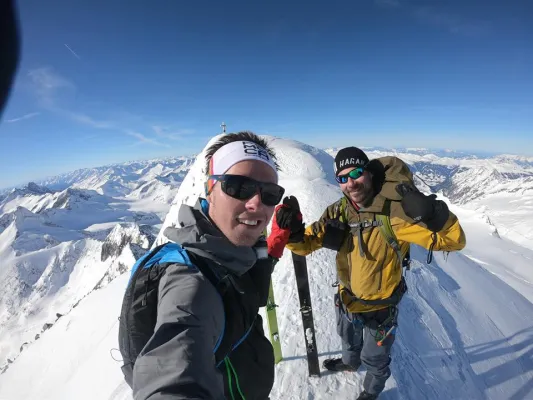 Bild: DIE BEIDEN AKTIVSTEN BERGSPORT-YOUTUBER IM ALPENRAUM STARTEN GEMEINSAM DURCH