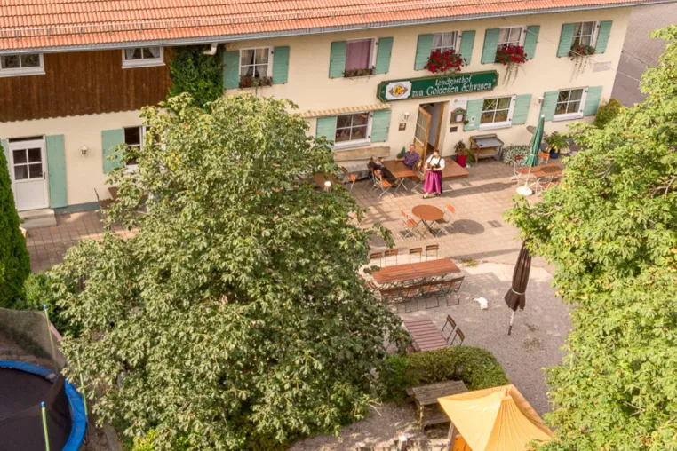 Bild: Traditionsreiche Gastronomie muß Angebot und Öffnungszeiten reduzieren