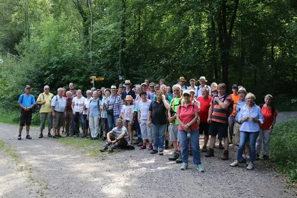 Liebenauer Spendenwanderung - Heimat erleben mit Ursula Cantieni Bild: Liebenauer Spendenwanderung - Heimat erleben mit Ursula Cantieni