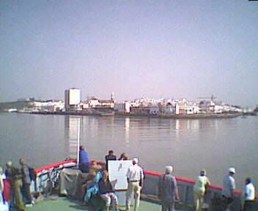 Blick auf Ayamonte vom Grenzfluss Guadiana aus
