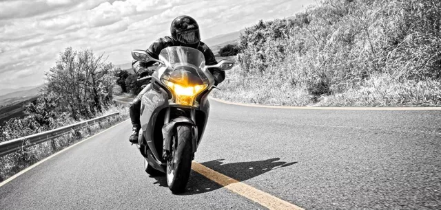 Bild: Von wegen Ersatz: Der ContiRoadAttack 2 EVO macht das Sport-Touring-Programm erst richtig rund