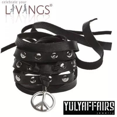 Bild: Yulyaffairs beeindruckt Mode-Experten