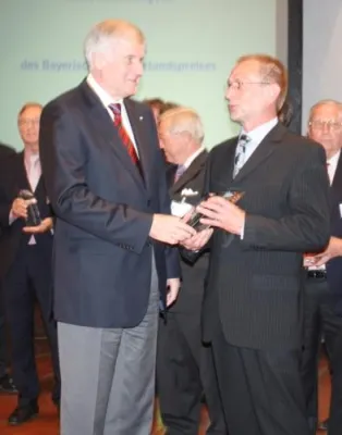 Bild: Bayerischer Mittelstandspreis für deka messebau gmbh