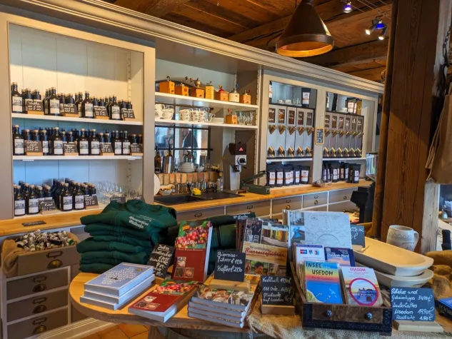 Neues vom Wasserschloss Mellenthin und der Insel-Manufaktur Bild: Neues vom Wasserschloss Mellenthin und der Insel-Manufaktur