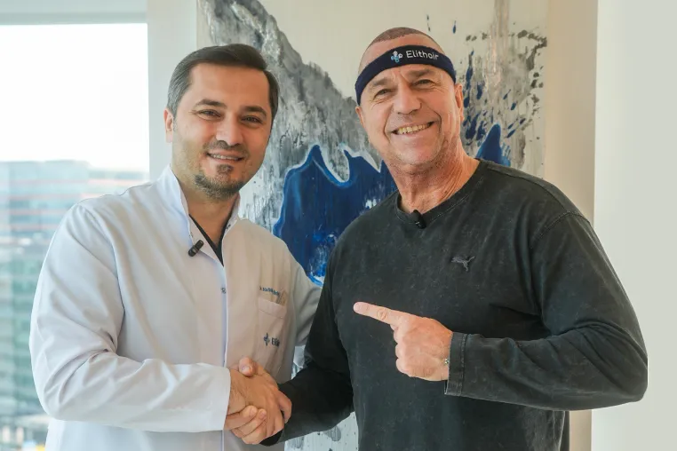 Boxenstopp für die Haare: Kult-Moderator Kai Ebel vertraut bei Haartransplantation auf Elithair Bild: Boxenstopp für die Haare: Kult-Moderator Kai Ebel vertraut bei Haartransplantation auf Elithair