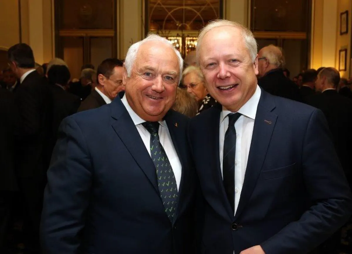 StB/WP Harald Elster (l.) mit Tom Buhrow (r.). Fotocredit Max Malsch.