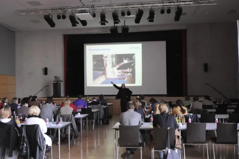 Bild: orochemie-Hygienetage im Frühjahr 2011 – ein besonderer Service des Desinfektionsmittel-Herstellers