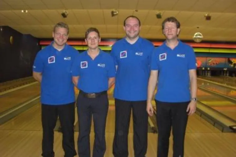 Durchwachsene Ergebnisse der Roma Bowlers des AFV "Jenaer Hanfrieds" am 3. Spieltag Bild: Durchwachsene Ergebnisse der Roma Bowlers des AFV "Jenaer Hanfrieds" am 3. Spieltag