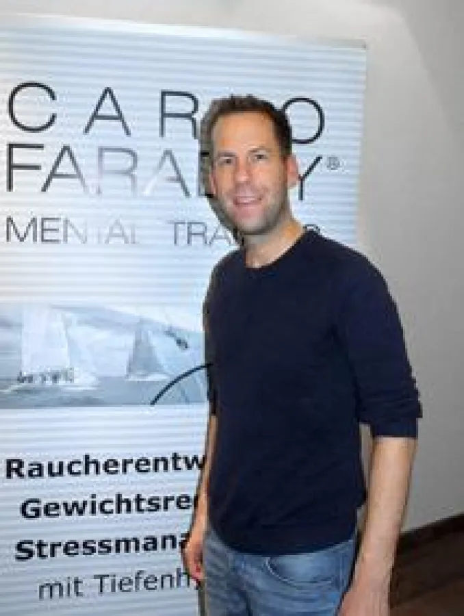 Hypnosetherapeut Nils Reineking möchte zu einem gesünderen Leben verhelfen