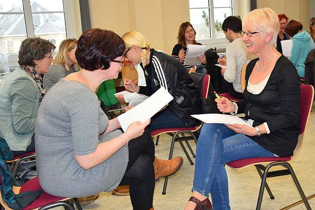 Bild: Die symbioun Akademie macht Fachkräfte fit für den Umgang in konfliktgeladenen Beratungssituationen