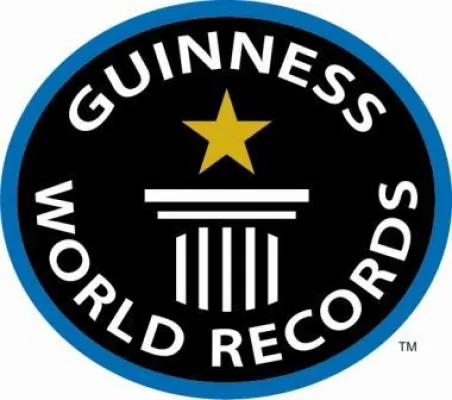 10-facher Weltrekordversuch im GALAXY ERDING am 17./18. November Bild: 10-facher Weltrekordversuch im GALAXY ERDING am 17./18. November