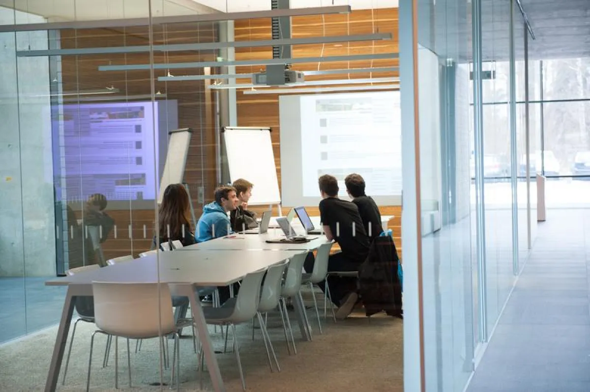 An der Uni Ulm können die Studierenden vielfältige Lernumgebungen nutzen (Foto: Elvira Eberhardt)