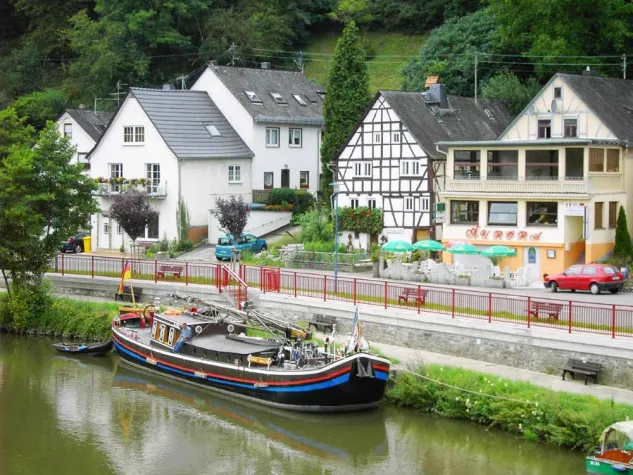 Bild: Entwarnung aus dem Ministerium: Lahn bleibt so wie sie ist!