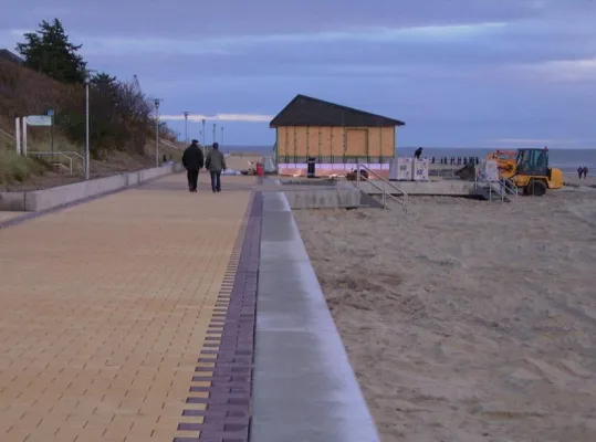 Flaniermeilen am Meer: hansebeton bietet kreative Lösungen für die Gestaltung von Strandpromenaden Bild: Flaniermeilen am Meer: hansebeton bietet kreative Lösungen für die Gestaltung von Strandpromenaden