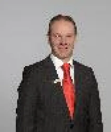 Bild: Neuer Leiter ImmobilienCenter Nürtingen der Kreissparkasse