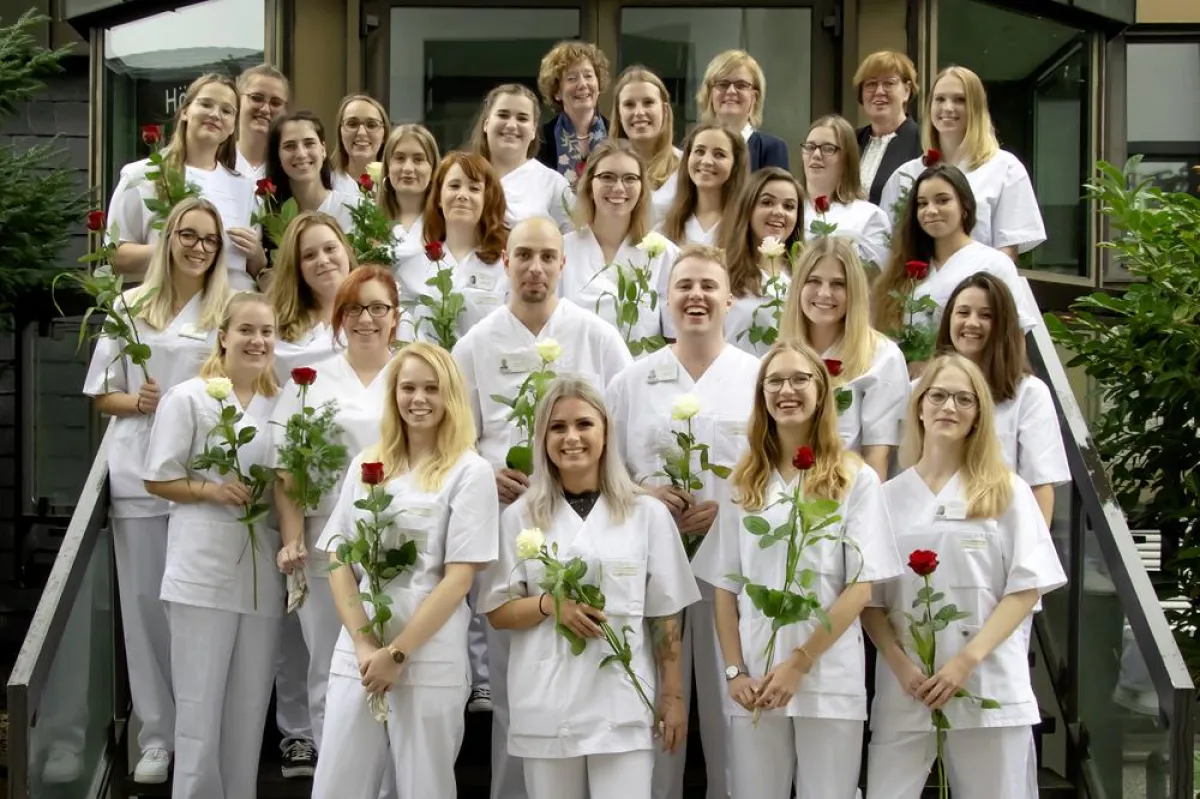 Examenskurs 2019 Okt Krankenpflegeschule am Knappschaftskrankenhaus