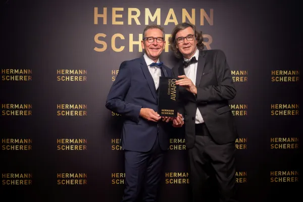 Bild: Wim Coppens gewinnt den International Speaker Award in Wiesbaden