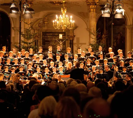 Bild: Kultur im Lockdown: Bachs Weihnachtsoratorium mit den Domsingknaben im Wohnzimmer statt in der Kirche