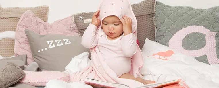 Bild: Vom Bademantel bis zum Baby Overall: Koeka Babymode setzt Trends