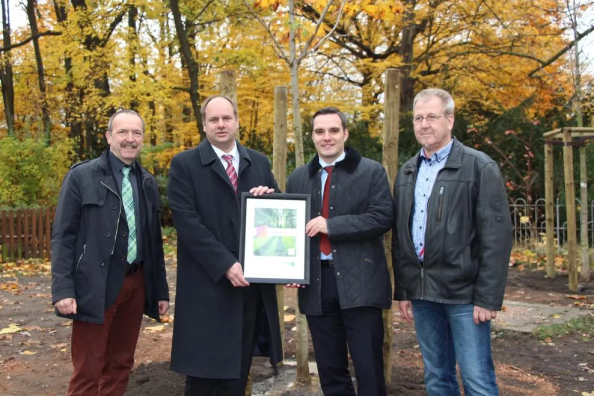 Detlef Thiel, Amtsleiter für Stadtgrün und Abfallwirtschaft Stadt Dresden, Dirk Hilbert, erster Bürg