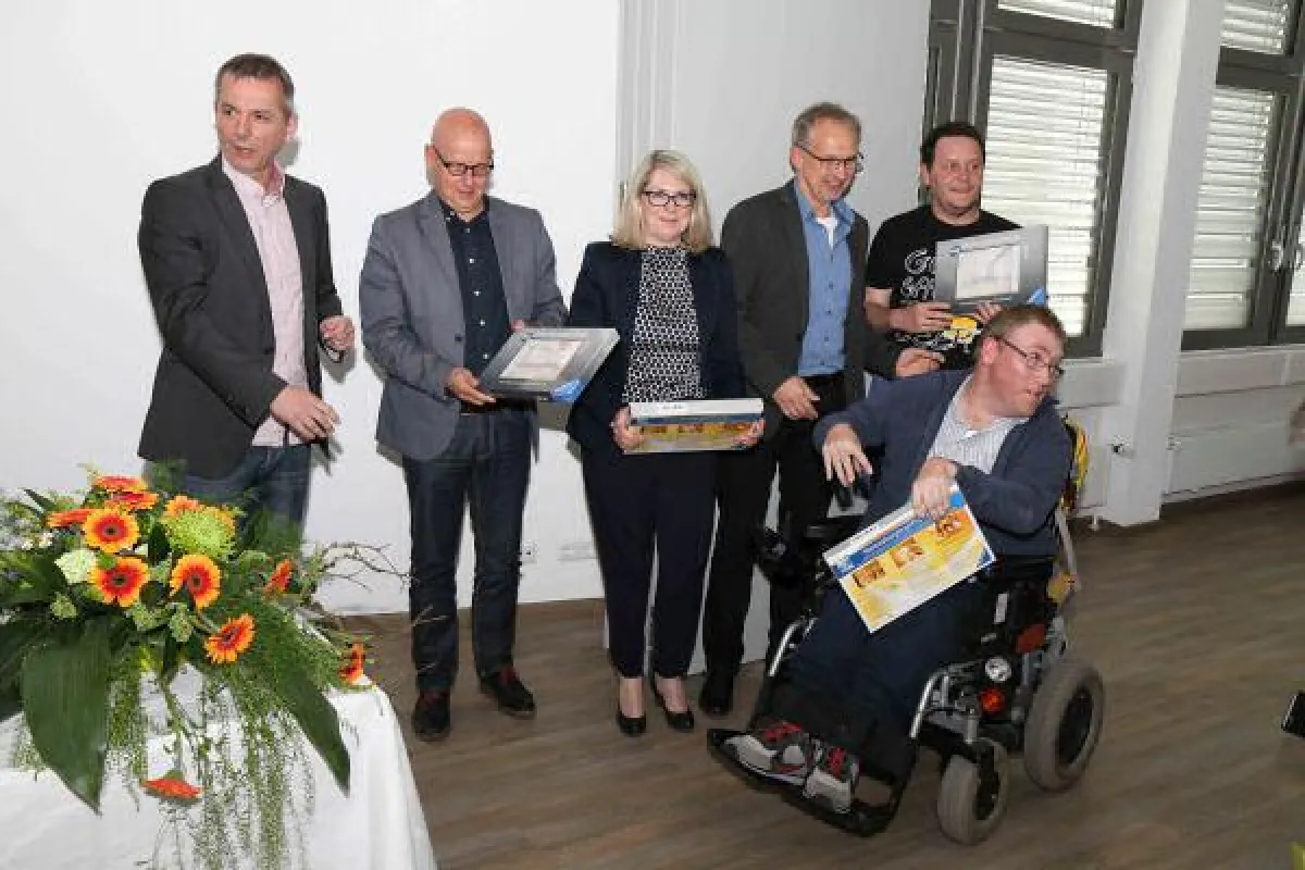 Einweihung in Meckenbeuren: Schlüsselübergabe