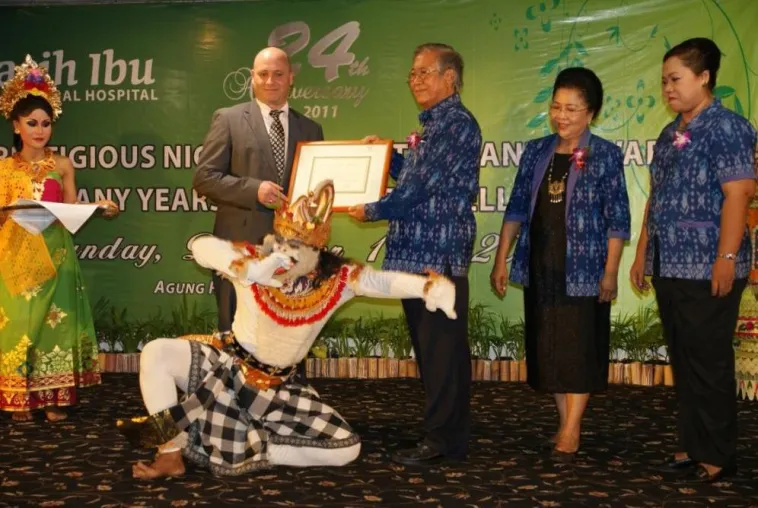 Bild: Gala zur Übergabe des TM Global Hospital Award 2011 auf Bali/Indonesien