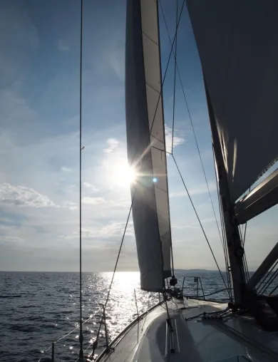 Bild: Reisedienstleister "Yacht-Urlaub" bietet Schönwettergarantie für April und Mai