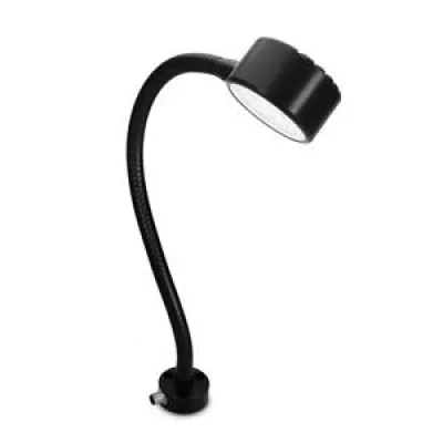 Bild: Die neue LEDscale® Schwanenhalsleuchte D65G